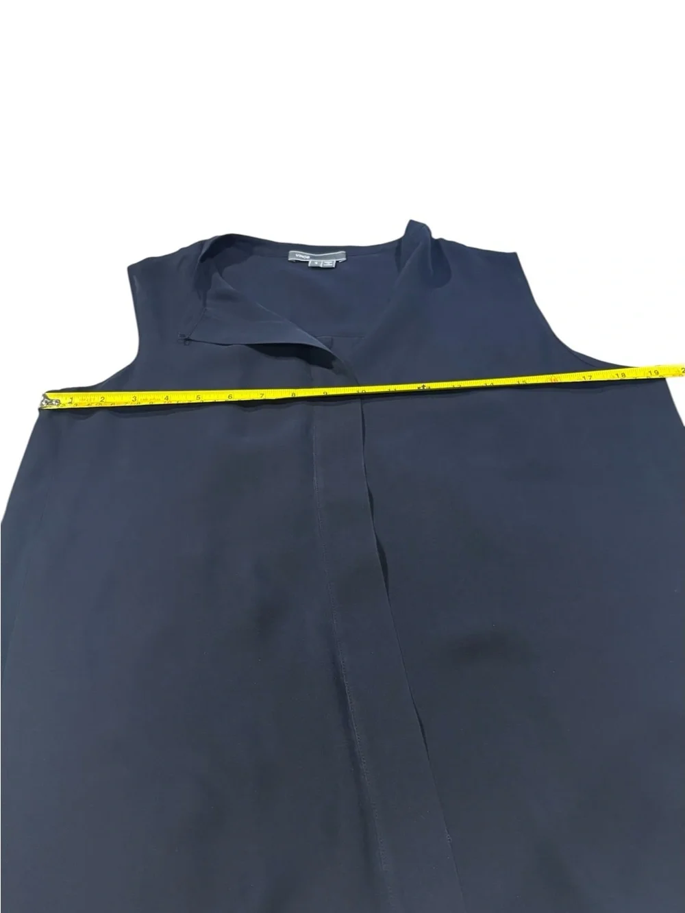 Vince - Sleeveless Blouse. V-neck. Size Small. Navy Blue. Silk